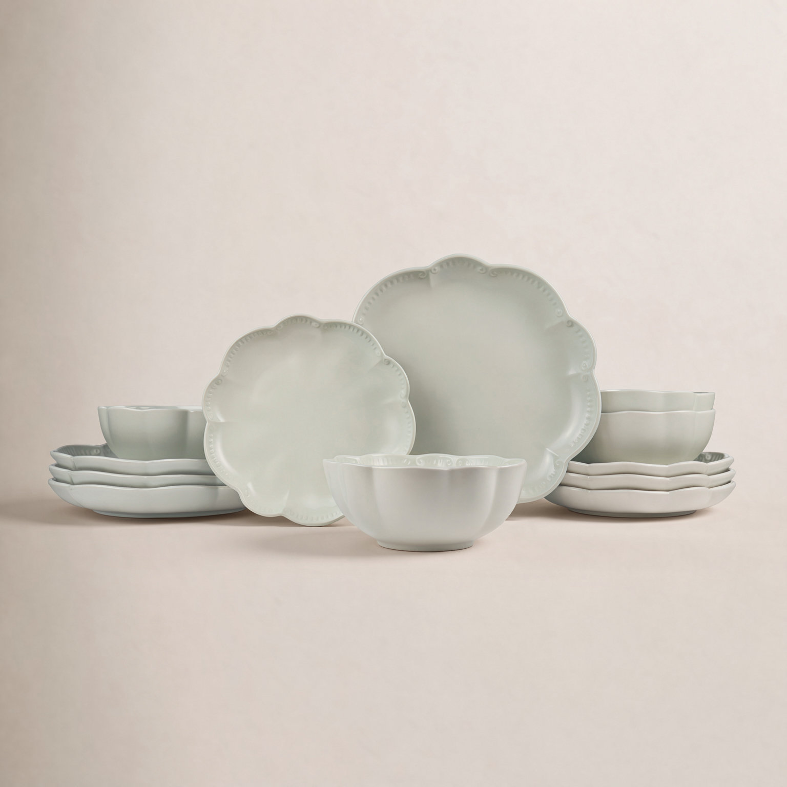 Sango Bethany 12-Piece Stoneware Dinnerware Set – Service for 4, Scalloped Plate & Bowl Set, Green