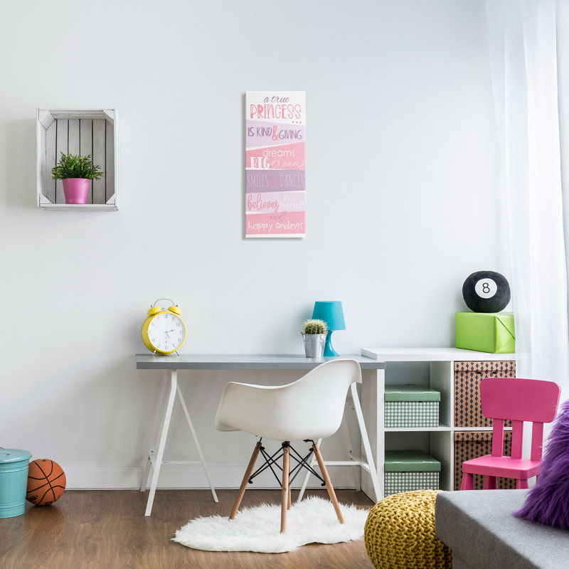 «A True Princess Motivational List» par Anna Quach - Art textuel, Toile tendue, H 24 po x l 10 po