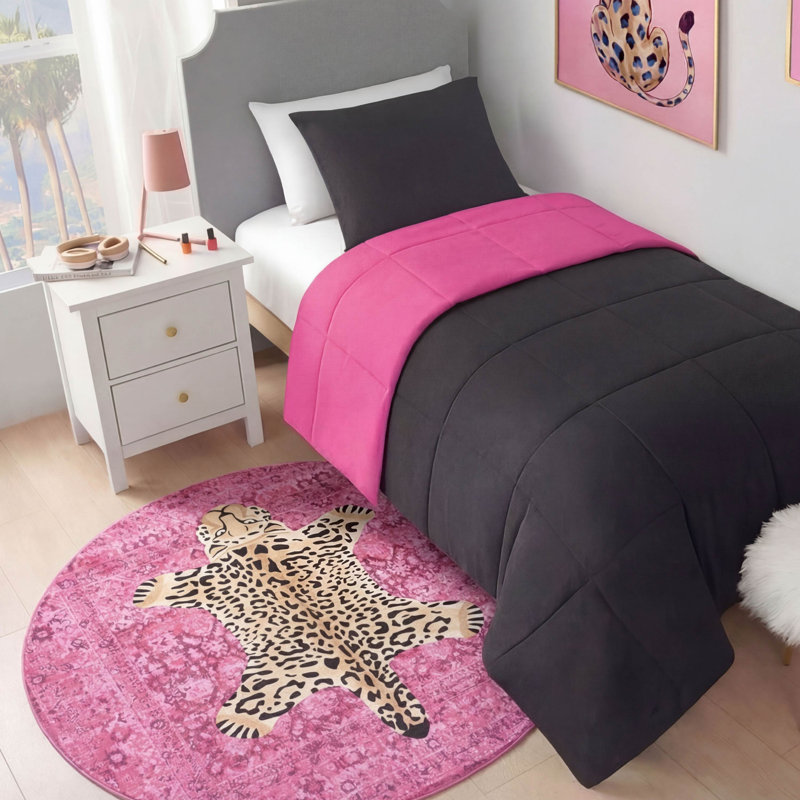  Finely Machine Washable Area Rugs, 4' Round, Hot Pink Leopard