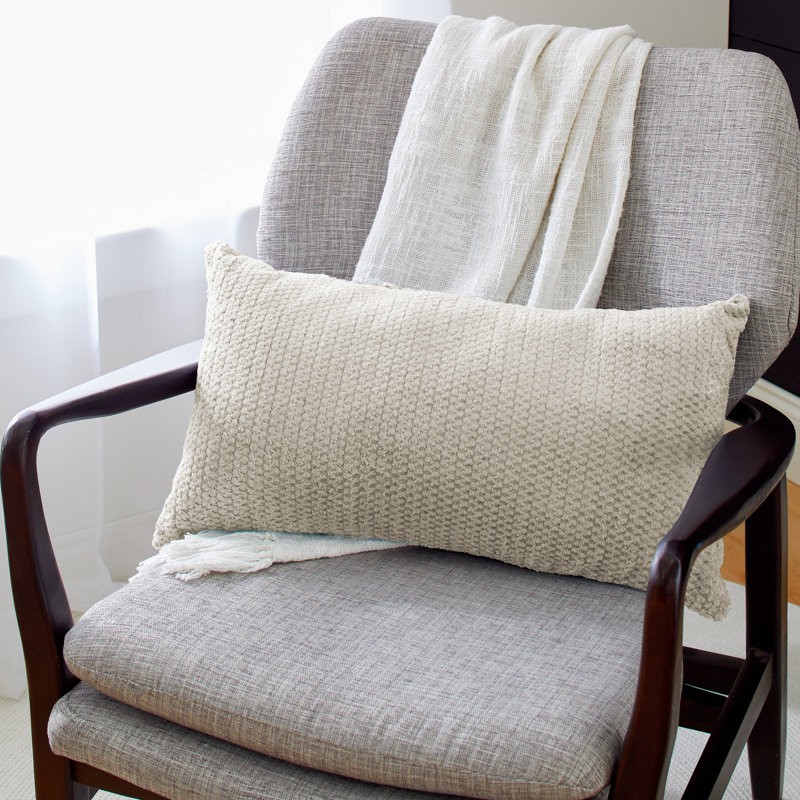 Coussin en polyester Lyssette, 16 po x 26 po, Peyote Sutherland