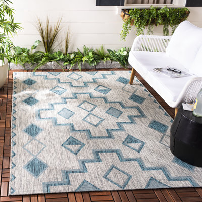 Amarien Geometric Indoor/Outdoor Area Rug