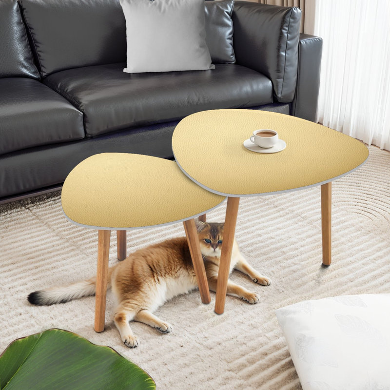 Ensemble de 2 tables basses gigognes Triangle, Jaune pastel