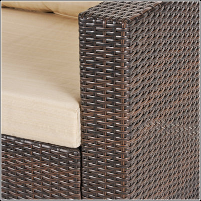 Fauteuil droit Santa Rosa avec matériaux MBRN et ALU durables, pour un confort et un style intérieur et extérieur