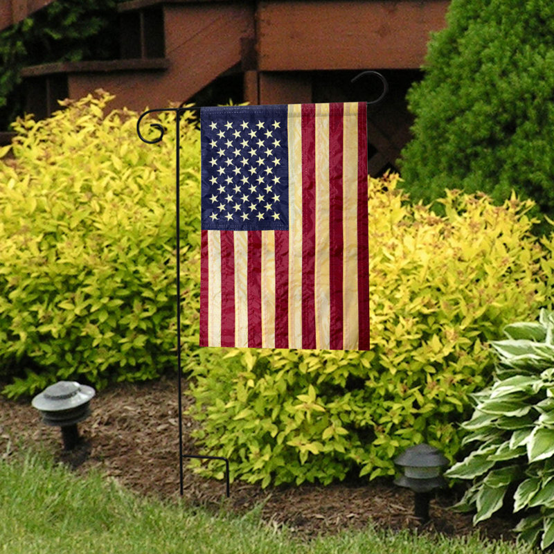 Drapeau de jardin brodé teint thé thé américain