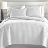 Vilano Springs ® Oversized, light-weight Hotel Quality Quilt Set with matching shams