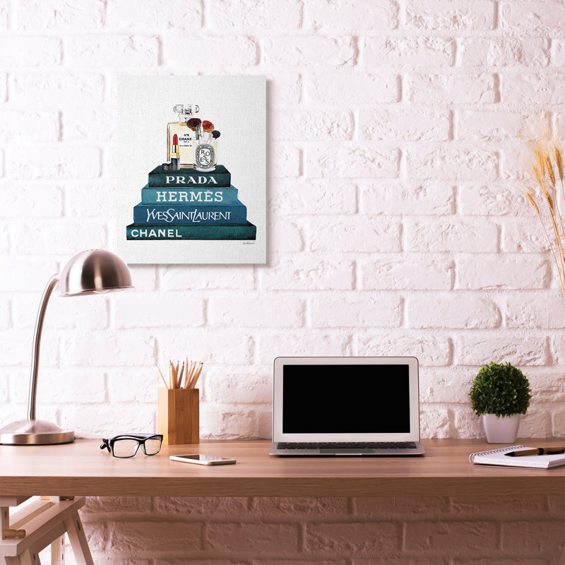 «Fashion Designer Makook Bookstack Blue», art textuel, Toile tendue, H 30 po x l 24 po