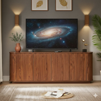 Meuble de rangement et meuble télé avec un motif ondulé, un buffet en bois avec des rayures verticales pour la cuisine, la chambre à coucher ou le vestibule, dans une finition noyer, mesurant l 64 po x P 15 po x H 24 po.