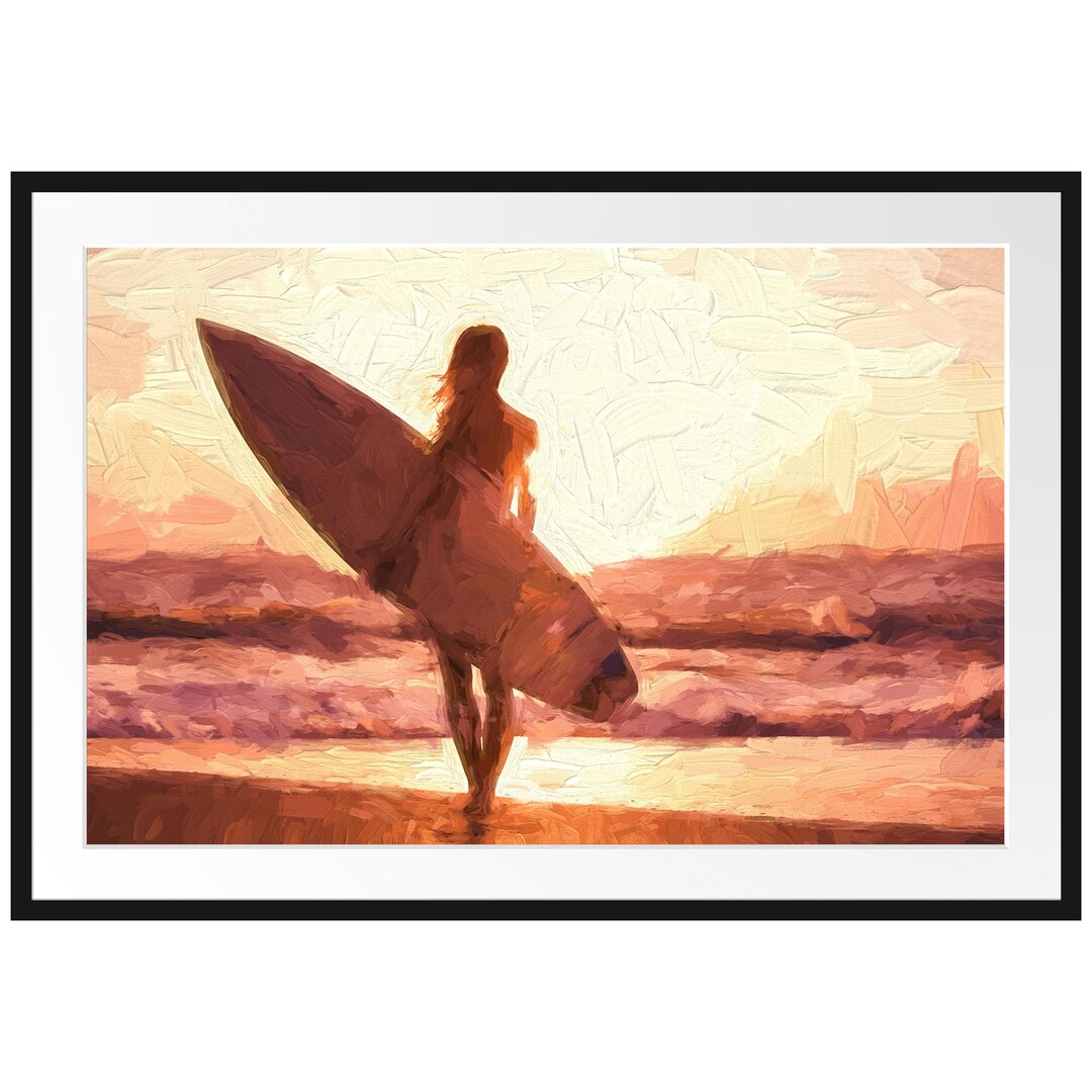 Gerahmtes Poster Surferin vor Sonnenuntergang