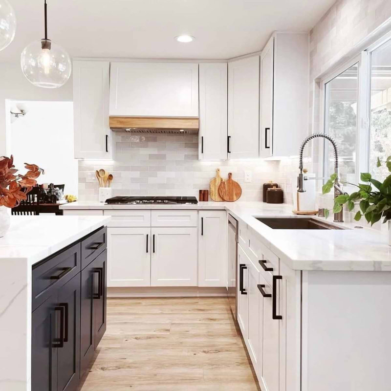 Portmore 3x8 Glazed Ceramic Tile, White