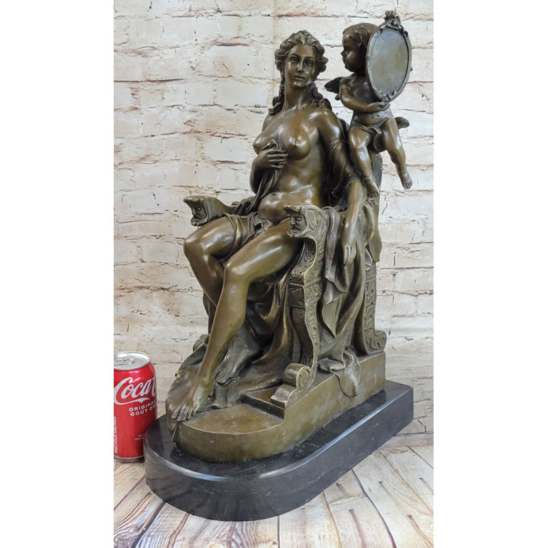 Figurines et sculptures