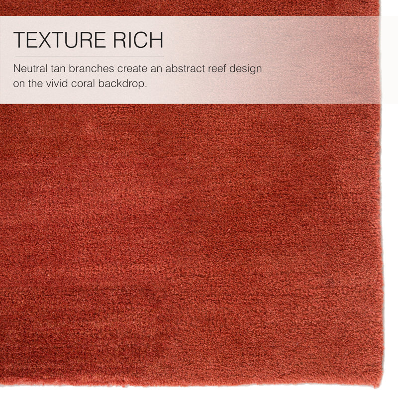Coastal Seaside Wool Floral Area Rug in Orange, Rectangle 5' x 8'