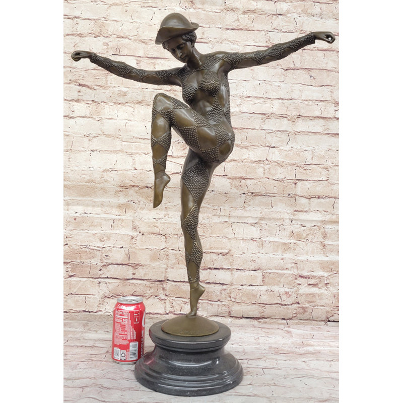 Figurines et sculptures Tayshon
