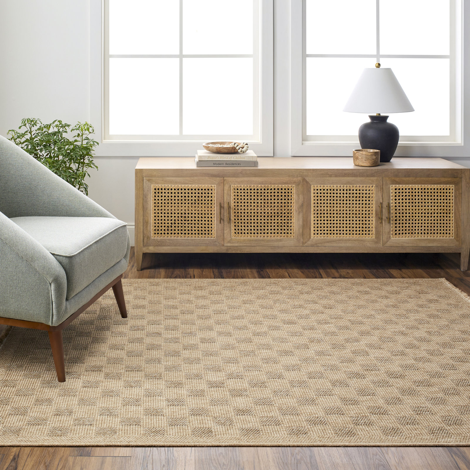 Abbie Checkered Outdoor Rug, Rectangle 6'5" x 8'10"