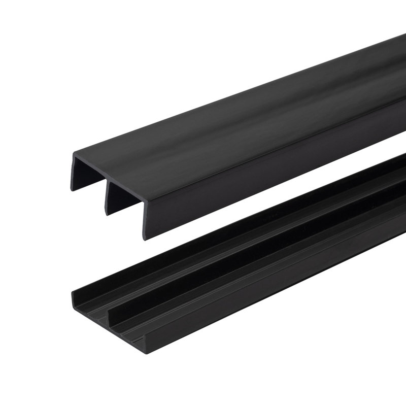Rail de moulage en plastique de 0,75 po d'épaisseur x 0,75 po de largeur x 36 po de longueur, Noir