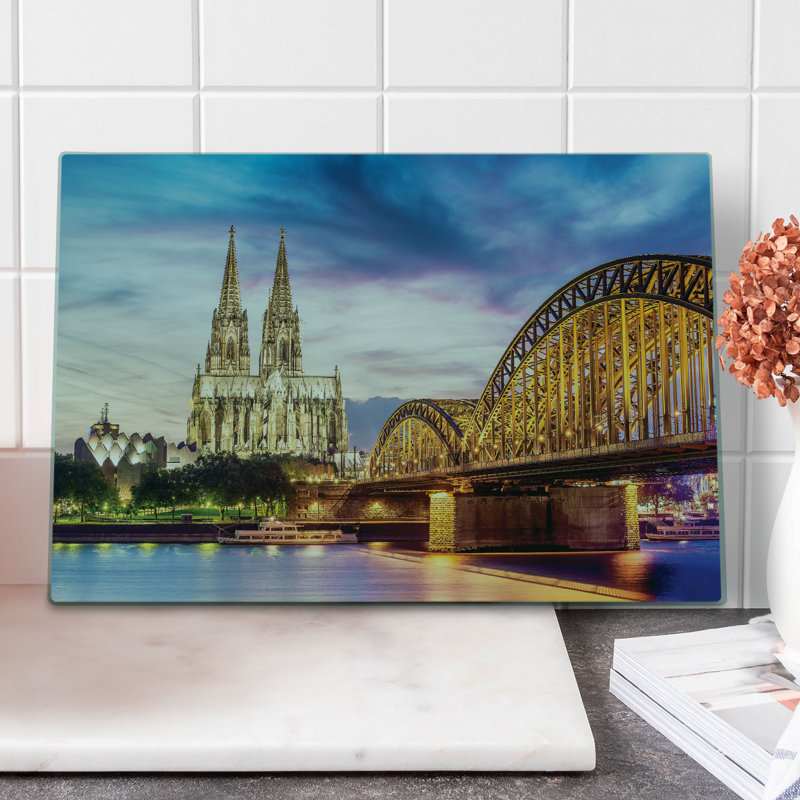Multicolore vieux pont et planche à découper Ambesonne