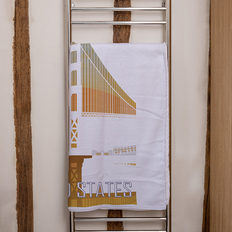 Louvenia Midweight Bath Towel