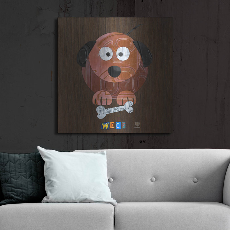 «Woof The Dog» par Design Turnpike, H 36 po x l 36 po