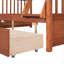 Lit plateforme superposé simple en bois massif brun chaud sur lit double avec tiroirs sous le lit pour les chambres partagées et les soirées pyjama