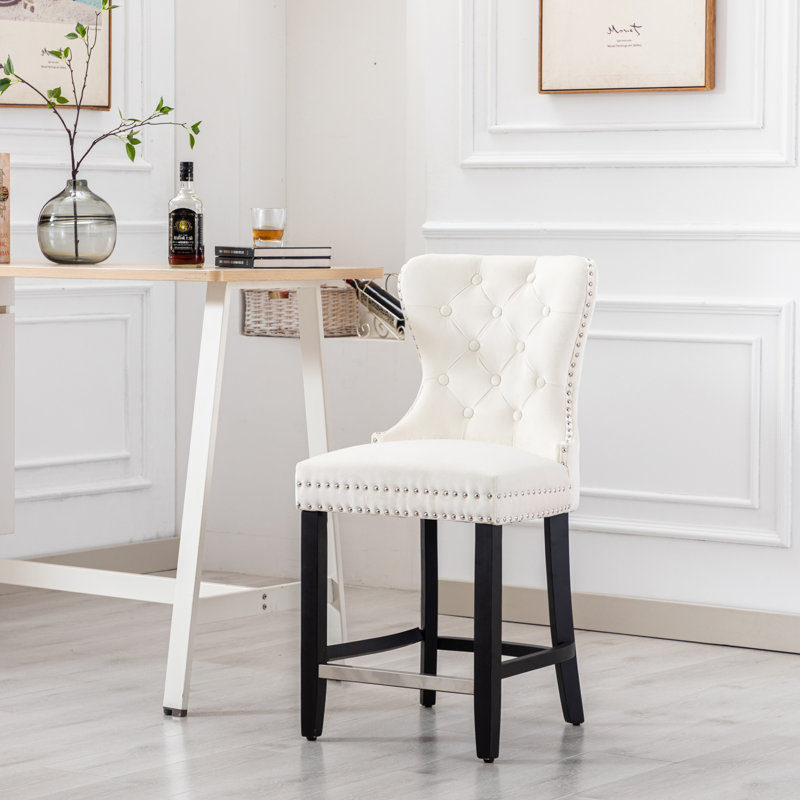 Tabouret de bar et de comptoir Kirsten, Tabouret de comptoir (siège d’une hauteur de 24, Ivoire / cadre noir