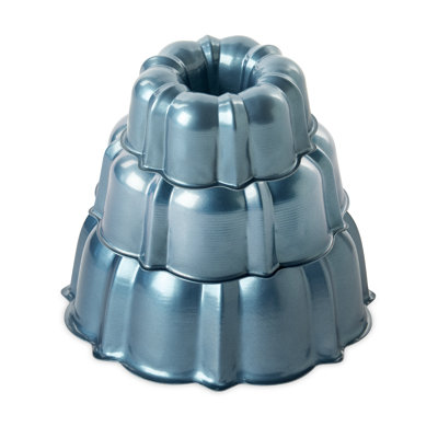 Nordic Ware Round 3 Piece Tiered Bundt Cake Pan Set