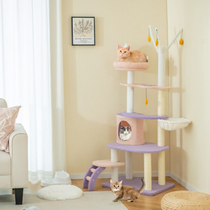 Tour à chat à plusieurs niveaux avec poteaux à griffer recouverts de sisal pour petits chats
