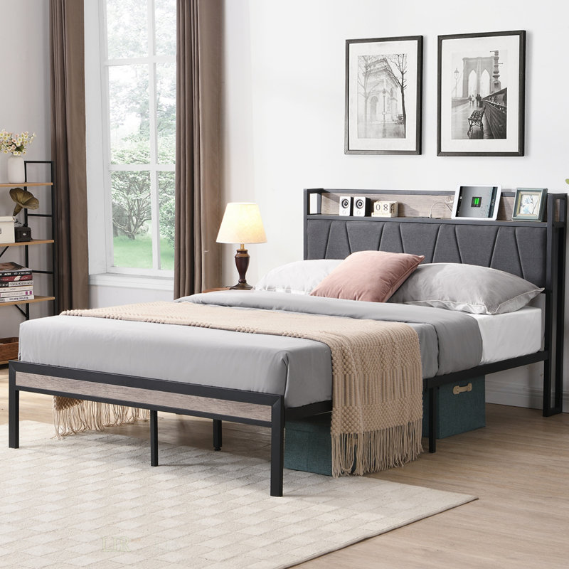 Structure de lit plateforme pleine grandeur en métal avec rangement rembourré, ports USB et aucun sommier tapissier, idéal pour les chambres modernes