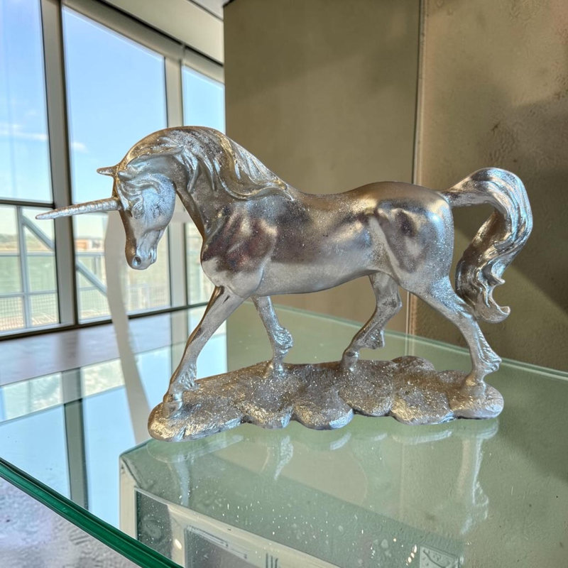Fantasy & Sci-Fi Statue