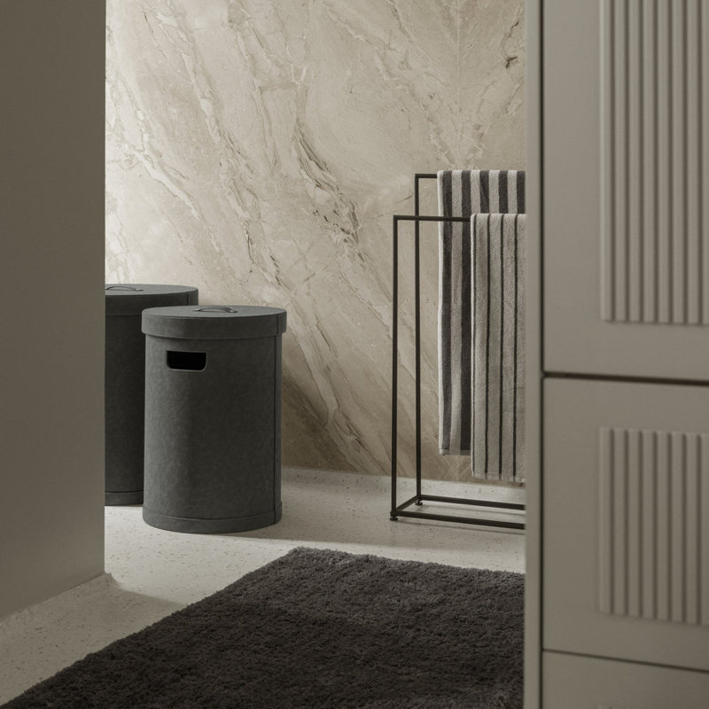 TUUFA Ultra Thick Bathmat - Rectangular - Moonbeam (beige), Magnet (charcoal), 23.6" x 23.6"