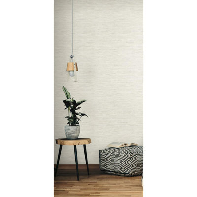 Eske Peel & Stick Striped Roll