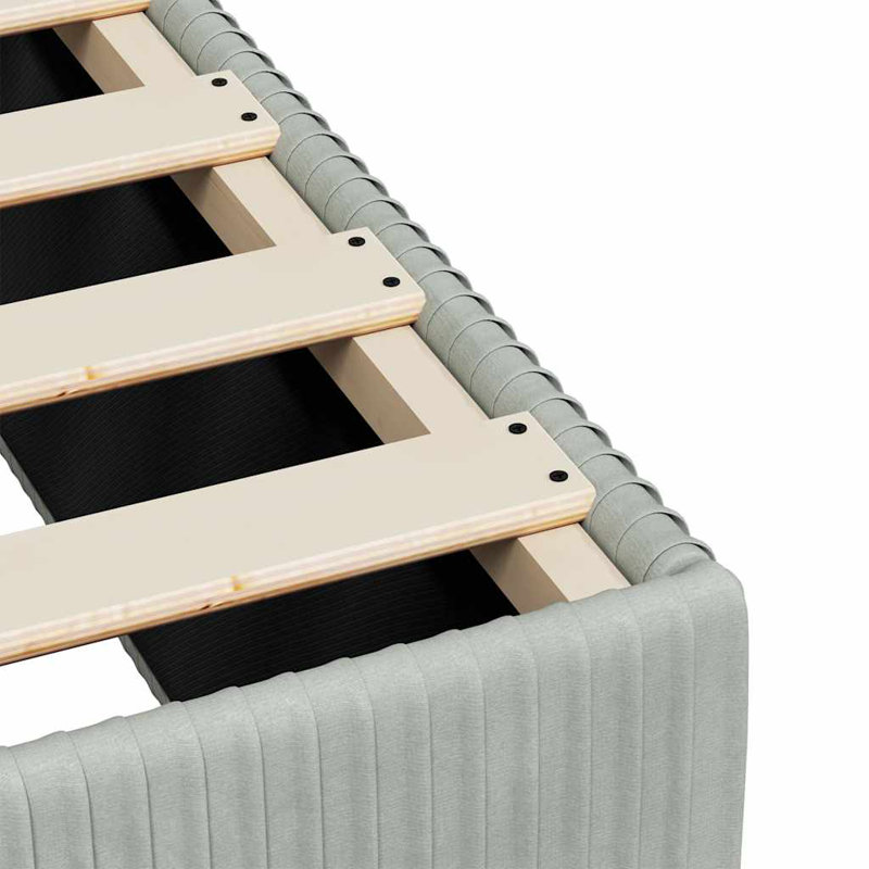 Structure de lit Latitude Run® sans velours pour matelas, Gris clair, Simple