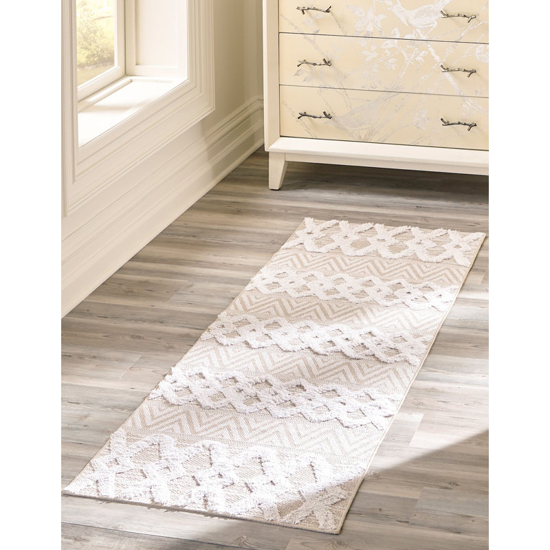 Jordalier Cotton Geometric Indoor Rug, Runner 2'7" x 12'