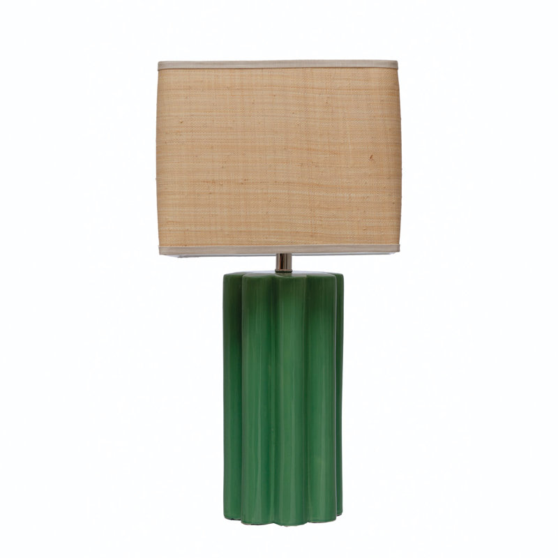 Lampe de table en grès Paisley avec base cannelée et abat-jour en raphia