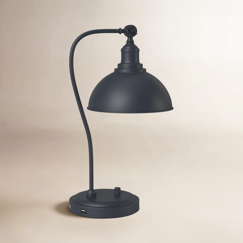 Petal Metal USB Desk Lamp