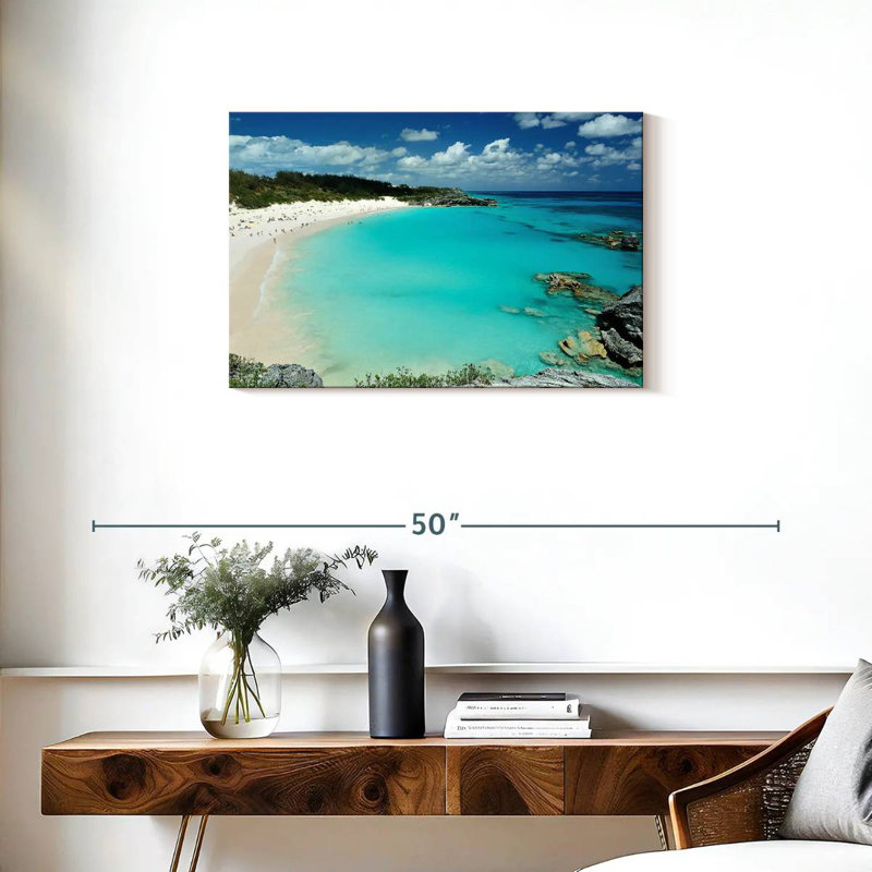 Gillard Bermuda, 20" H x 30" W