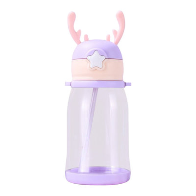 Bouteille d'eau 600 ml Autocollant Version grande capacité Deer Cup Mignon cerf Paille Bouteille d'eau Étanche Portable pour adultes et enfants quotidienne / voyage