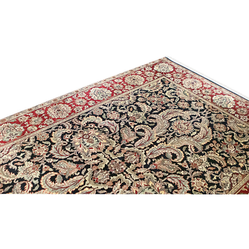 Tapis noir et rouge noué à la main de haute qualité