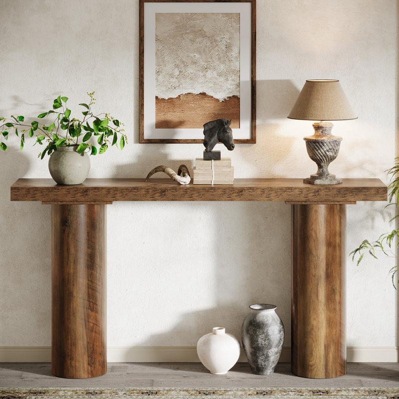 Console 63 po avec pieds cylindriques