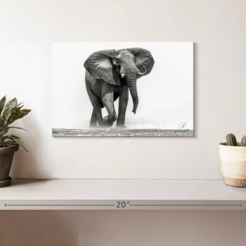 Éléphant d'Afrique marchant, H 8 po x l 12 po