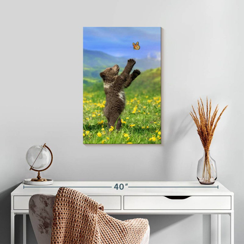 Friendly Bear, 24" H x 16" W