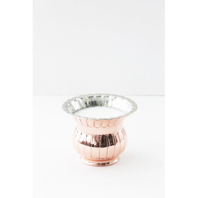 Bougie en pot parfumée d'inspiration rétro
