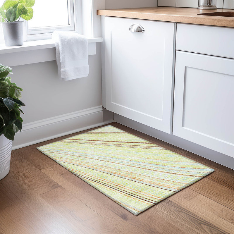 Tapis Chayden avec envers antidérapant, Rectangle 1 pi 8 po x 2 pi 6 po