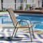 Ensemble de salle à manger de patio pour 6 personnes avec table rectangulaire en métal et chaises en toile PVC-coated polyester (ensemble de 7)