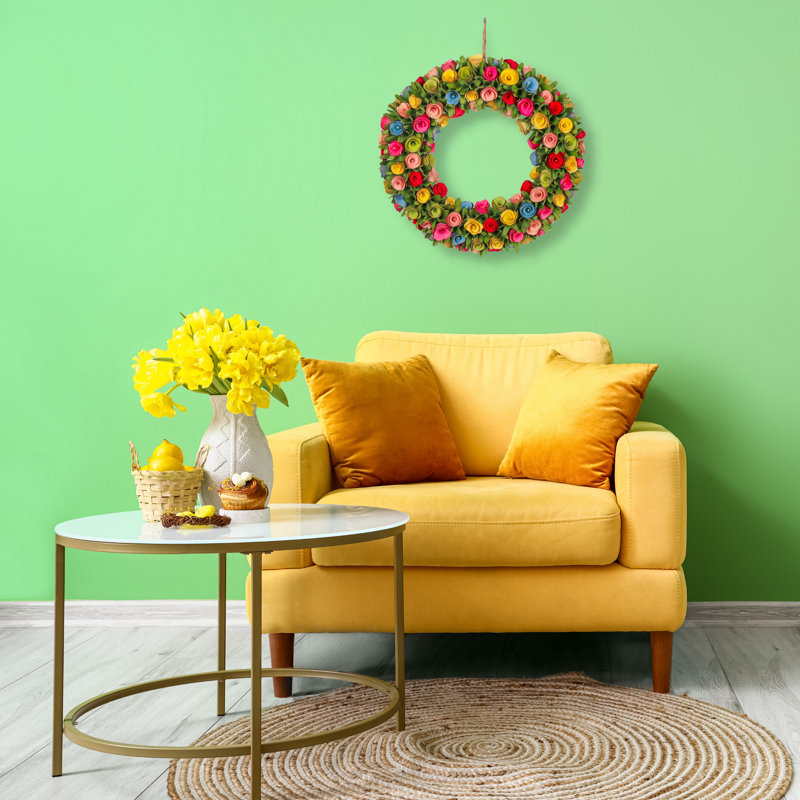 Couronne de fleurs aux couleurs vives 18 po The Holiday Aisle®