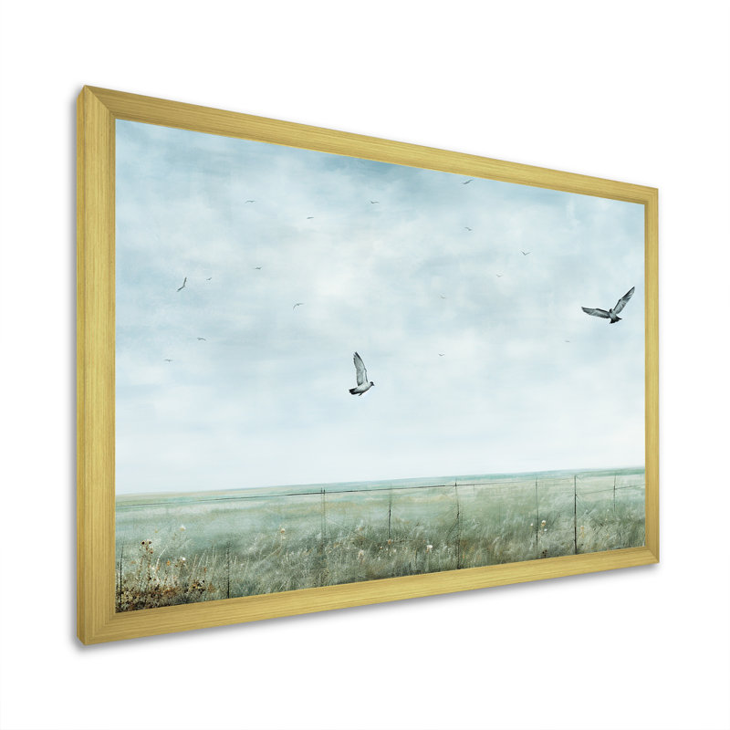 Minimalisme, mouettes, vol - art mural minimaliste côtier, Cadre doré à coins fermés, H 24 po x l 32 po x P 1 po