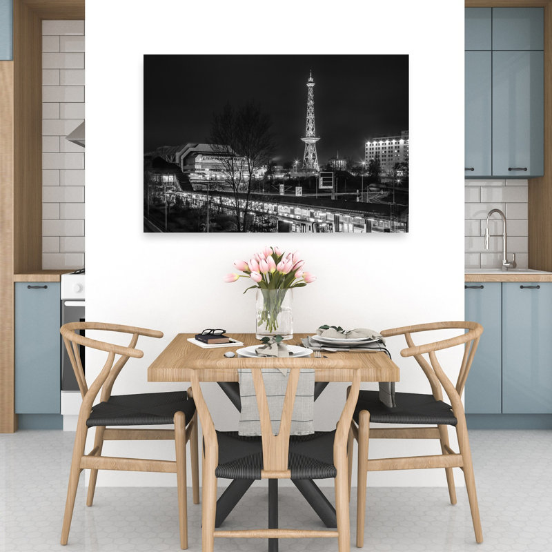 «Berlin Radio Tower Night Modern Abstract Architecture City», reproduction d'art murale, 32" H x 48" W