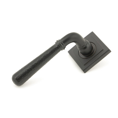 Hammered Newbury Lever on Rose Set (Square)