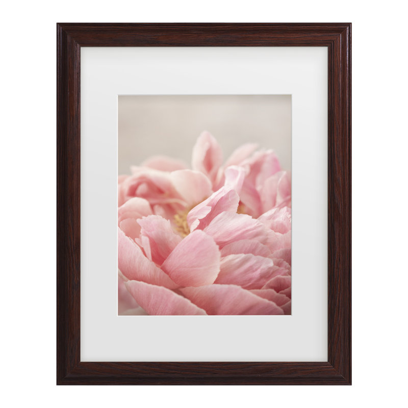 Art encadré avec pivoine maré 4 Bohmer, Cadre noyer, H 18,75 po x l 22,75 po