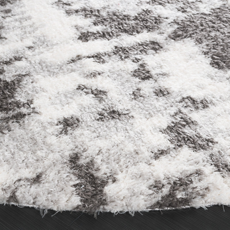 Lindsay Shag Performance Abstract Rug, Round 6'7"