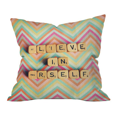 Coussin décoratif d’extérieur croyez-vous