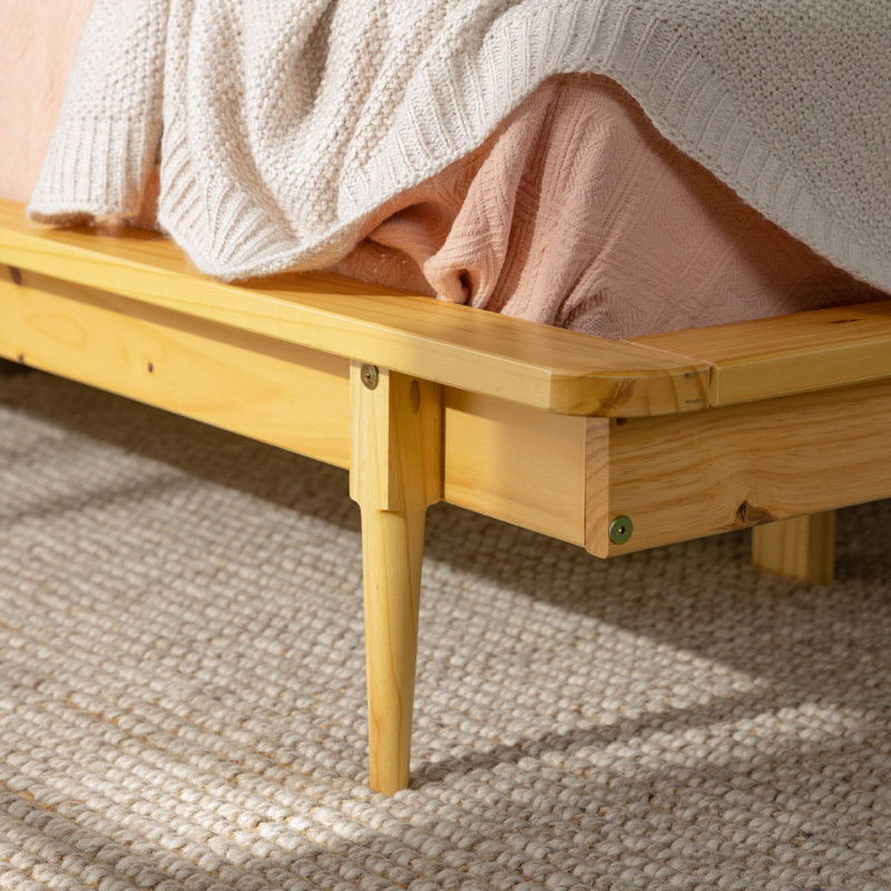 Henline King Solid Wood Platform Bed, Light Oak